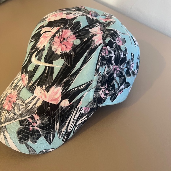 Nike Heritage 86 Floral Cap - Picture 3 of 13
